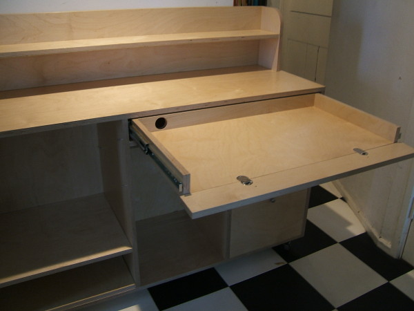 Ply desk (2)